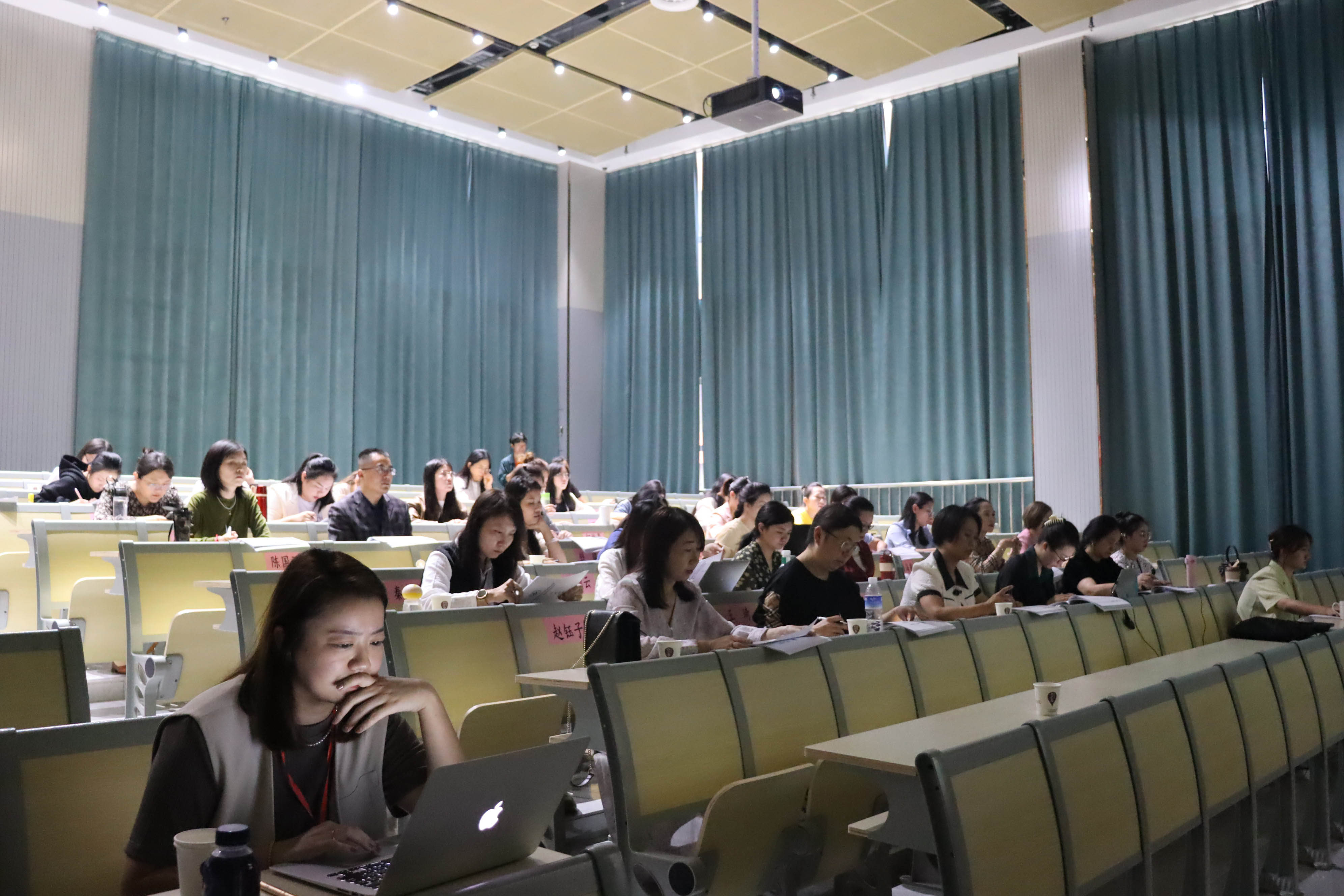 1695828676595768.jpg 1695828676595768.jpg