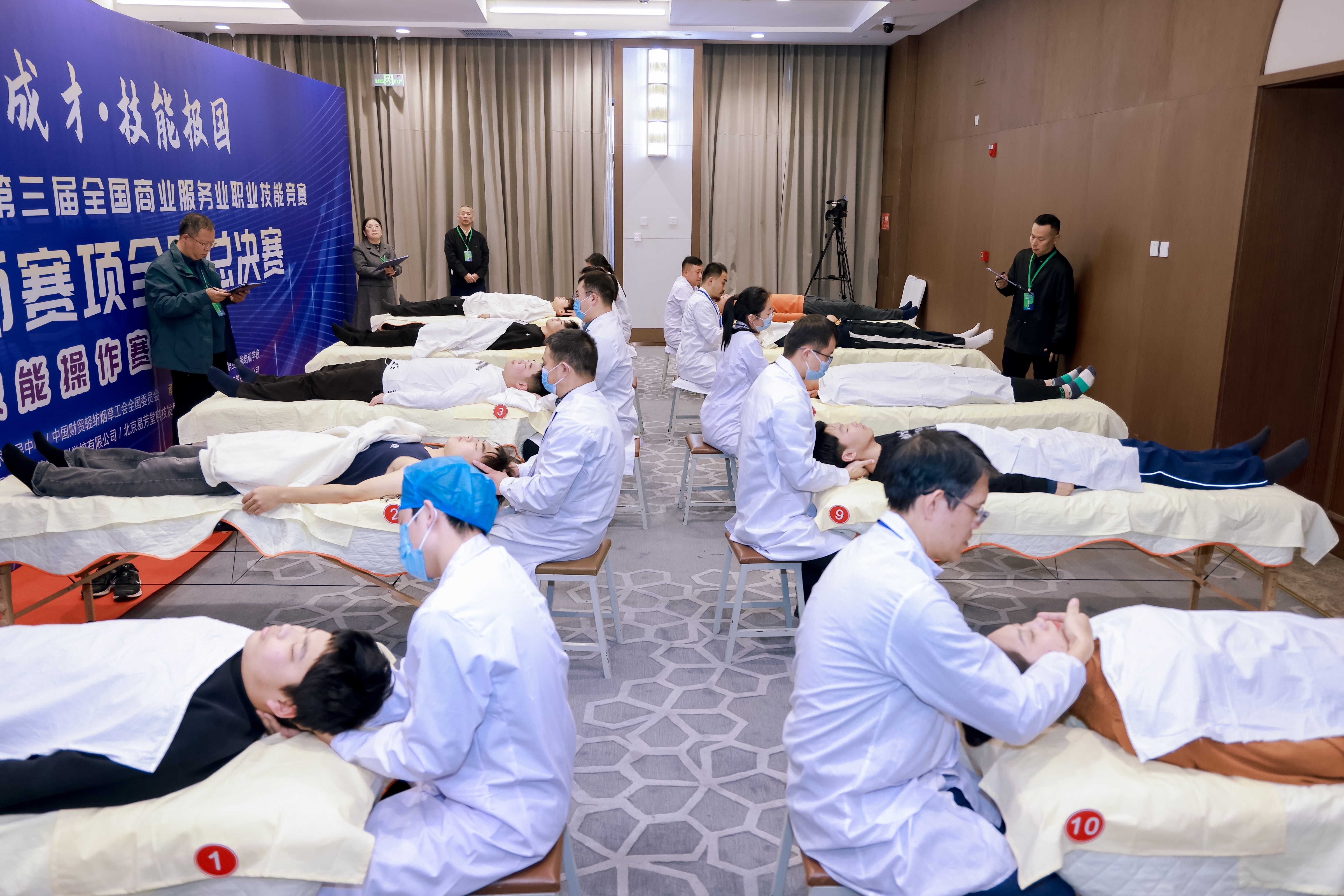 1733812924111428.jpg 1733812924111428.jpg