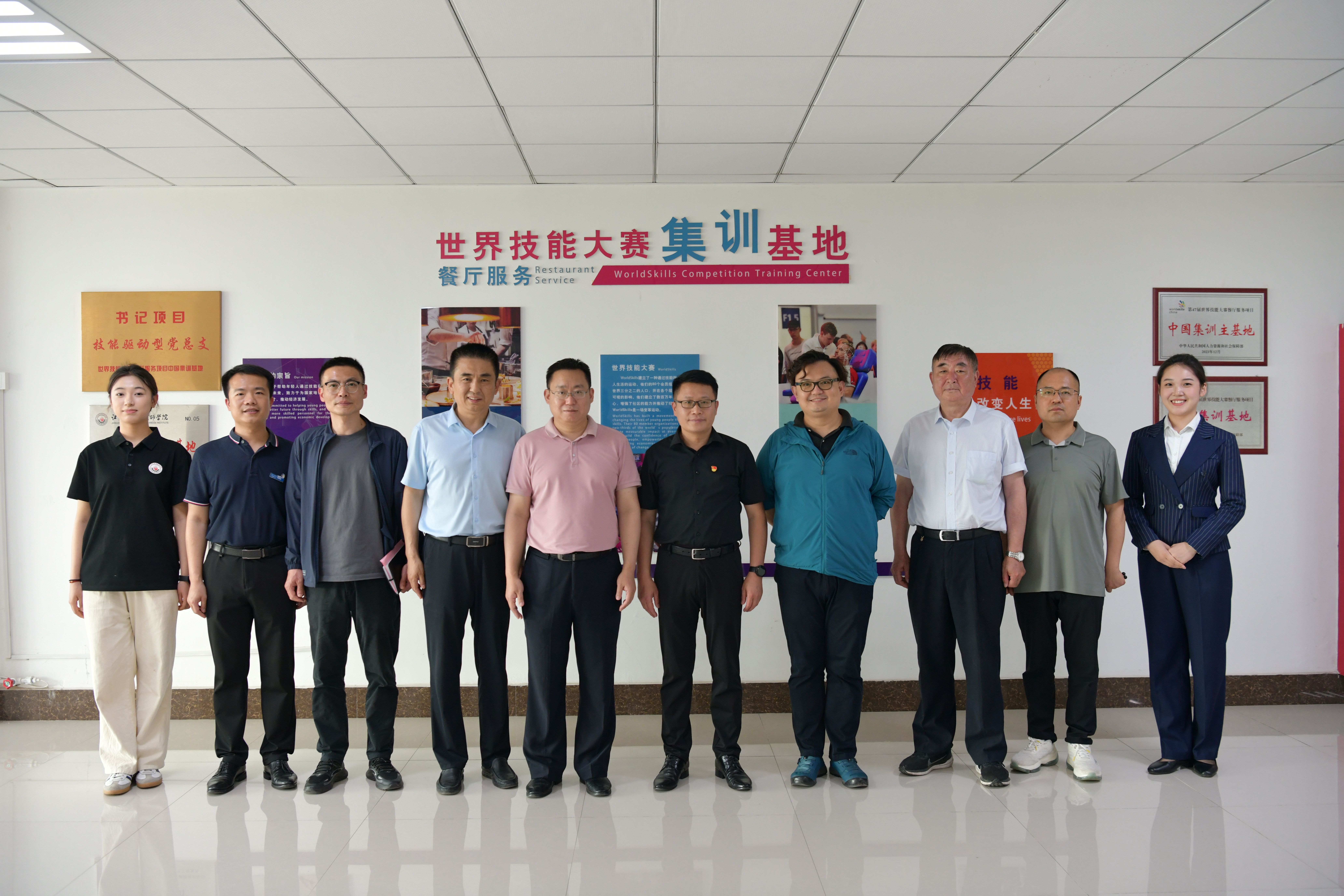 1747750236452262.jpg 1747750236452262.jpg